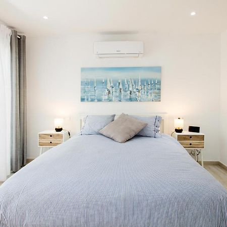 Perfectly Located Beachside Apartment In Elviria Marbella Exterior foto