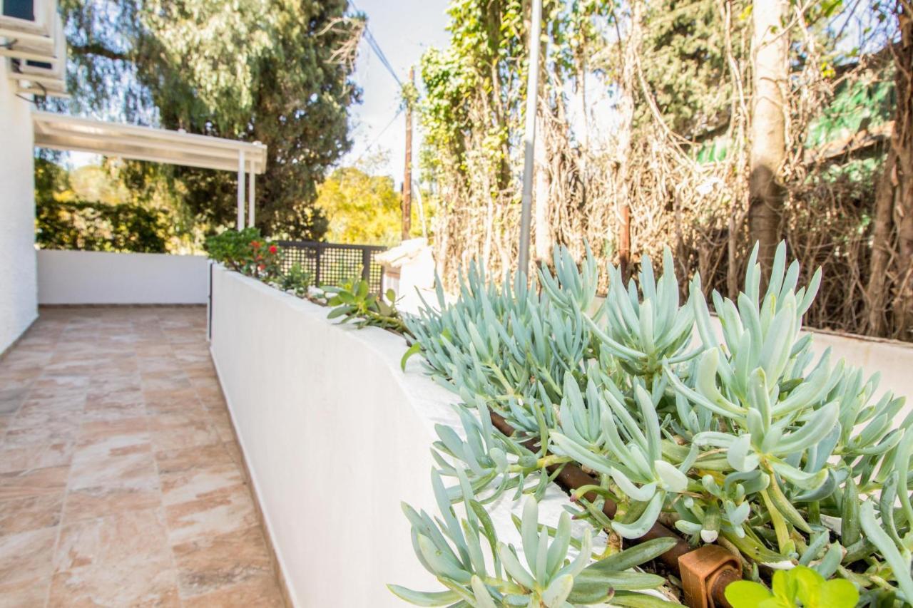 Perfectly Located Beachside Apartment In Elviria Marbella Exterior foto